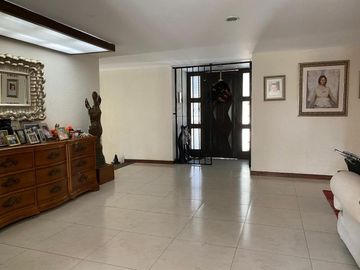 CASA EN VENTA EN COLONIA EL CARMEN HUEXOTITLA