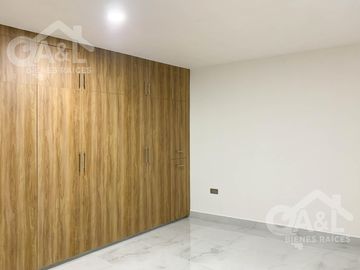 Casa Moderna en Venta Fraccionamiento Cumbres