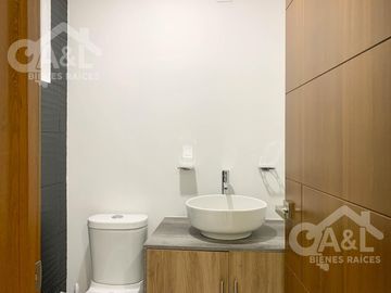 Casa Moderna en Venta Fraccionamiento Cumbres