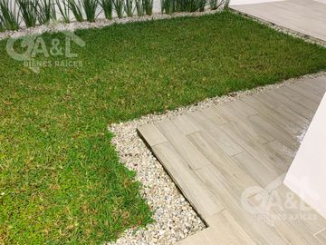 Casa Moderna en Venta Fraccionamiento Cumbres