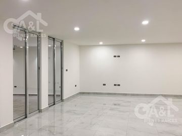 Casa Moderna en Venta Fraccionamiento Cumbres