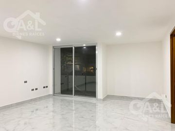 Casa Moderna en Venta Fraccionamiento Cumbres