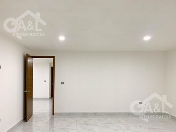 Casa Moderna en Venta Fraccionamiento Cumbres