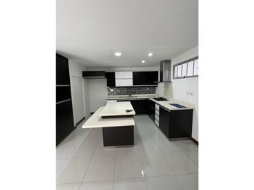 VENDO CASA CONJUNTO CERRADO SECTOR BELMONTE PEREIRA