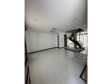 VENDO CASA CONJUNTO CERRADO SECTOR BELMONTE PEREIRA