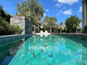 Casa en Venta 8 Amb con Pileta Barrio Septiembre Escobar Zona Norte