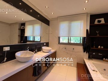 Casa en Venta 8 Amb con Pileta Barrio Septiembre Escobar Zona Norte