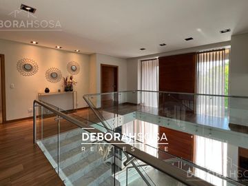 Casa en Venta 8 Amb con Pileta Barrio Septiembre Escobar Zona Norte