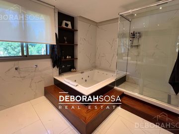 Casa en Venta 8 Amb con Pileta Barrio Septiembre Escobar Zona Norte
