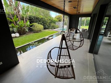 Casa en Venta 8 Amb con Pileta Barrio Septiembre Escobar Zona Norte