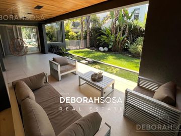Casa en Venta 8 Amb con Pileta Barrio Septiembre Escobar Zona Norte