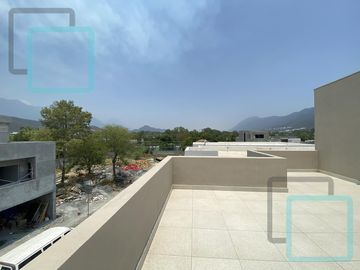 CASA EN VENTA LAS ESMERALDAS ZONA CARRETERA NACIONAL MONTERREY