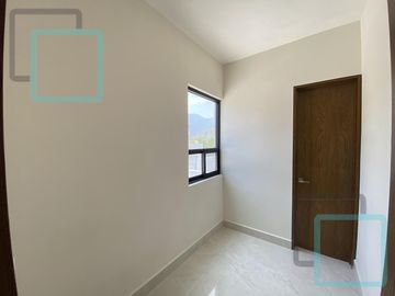 CASA EN VENTA LAS ESMERALDAS ZONA CARRETERA NACIONAL MONTERREY
