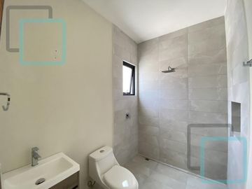 CASA EN VENTA LAS ESMERALDAS ZONA CARRETERA NACIONAL MONTERREY