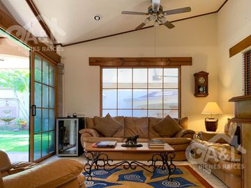 Casa en Venta Valle Anahuac  cerca del Club Britania
