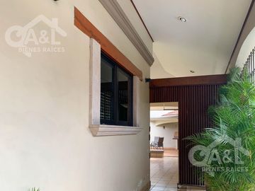 Casa en Venta Valle Anahuac  cerca del Club Britania