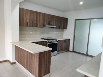 Casa en Venta Loma Alta Tres Marías