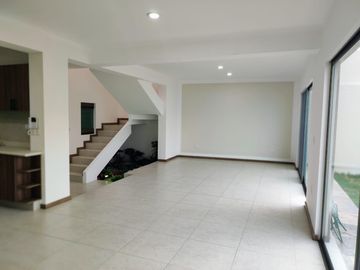 Casa en Venta Loma Alta Tres Marías