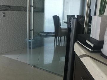 EXCEPCIONAL CASA  CON ALBERCA Y PANELES SOLARES EN RENTA O VENTA EN COL. JARDINES