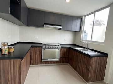 Casa en Rancho Santa Mónica