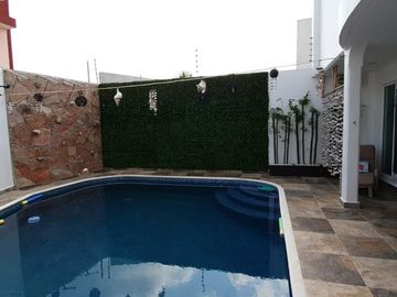 PLAYAS DEL CONCHAL, Casa en VENTA de 3 recamaras y 3 niveles con alberca!!!!