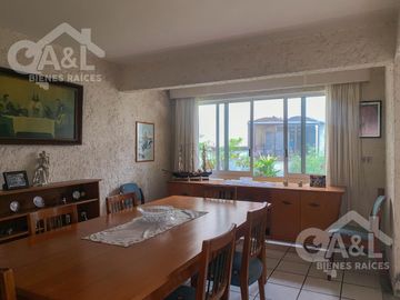 Inmueble en Venta Ideal para Escuela o Comercio Zona Centro