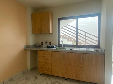 EEDIFICIO NUEVO EN VENTA, CALLE MORELOS, ACTOPAN HGO.