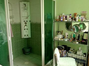Excelente Casa con dos departamentos de dos niveles cada uno, muy cerca de Churubusco