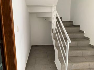 CASA EN FRACCIONAMIENTO BRISAS