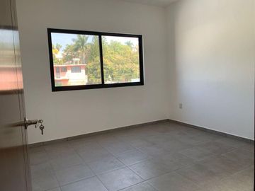 CASA EN FRACCIONAMIENTO BRISAS