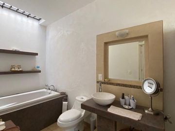 CASA EN VENTA RANCHO LAS LOMAS
