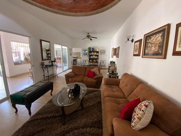 CASA EN VENTA RANCHO LAS LOMAS
