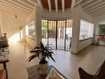 CASA EN VENTA RANCHO LAS LOMAS