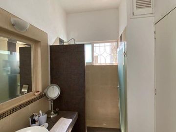 CASA EN VENTA RANCHO LAS LOMAS