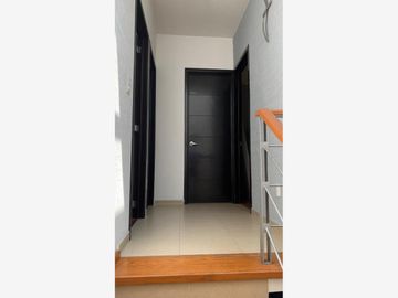 VENTA DE CASA EN FRACCIONAMIENTO VILLA TOSCANA EN TOLUCA