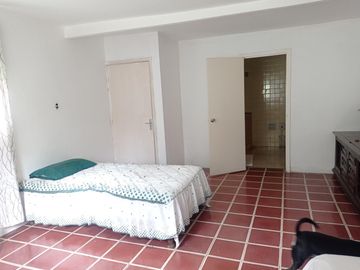 Casa en venta a 2 km del Centro Histórico de Cuernavaca