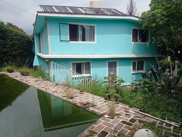 Casa en venta a 2 km del Centro Histórico de Cuernavaca