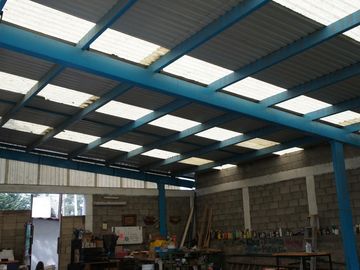 Nave Industrial con casa habitación - Santa Cruz Chignahuapan Lerma