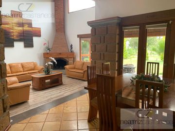 CASA USADA EN VENTA CLUB DE GOLF PACHUCA, HGO.