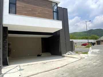 CASA EN VENTA brisas del vergel EL BARRO CARRETERA NACIONAL