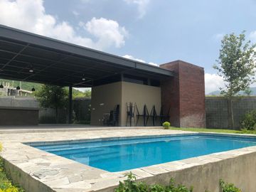 CASA EN VENTA brisas del vergel EL BARRO CARRETERA NACIONAL