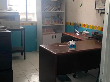 RENTA DE CASA EN LERMA PARA GUARDERIA, CONSULTORIOS, OFICINAS