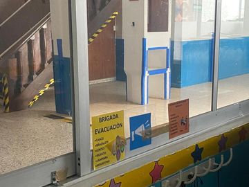 RENTA DE CASA EN LERMA PARA GUARDERIA, CONSULTORIOS, OFICINAS