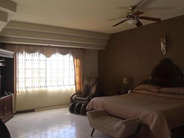 CASA VENTA cerca revolucion CONTRY LA ESCONDIDA GUADALUPE