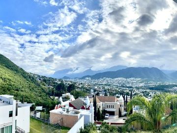 CASA VENTA cerca revolucion CONTRY LA ESCONDIDA GUADALUPE