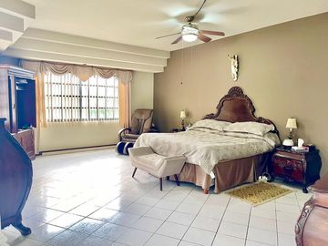 CASA VENTA cerca revolucion CONTRY LA ESCONDIDA GUADALUPE