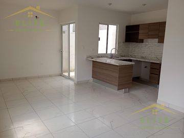 CASA EN VENTA COL. VILLA HERMOSA TAMPICO