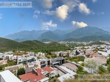 Casa en Venta en Sierra Alta, Monterrey, N.L.
