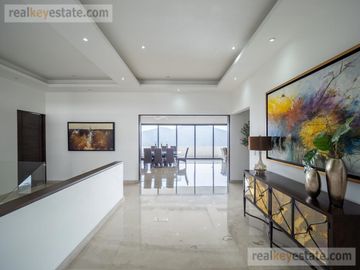 Casa en Venta en Sierra Alta, Monterrey, N.L.
