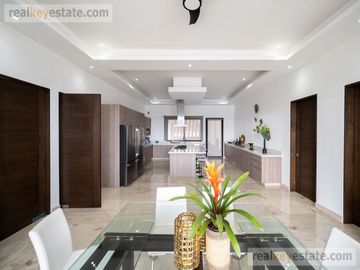 Casa en Venta en Sierra Alta, Monterrey, N.L.